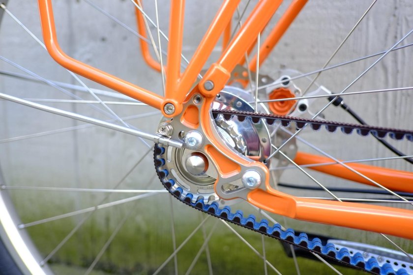 Велосипед с ременной передачей