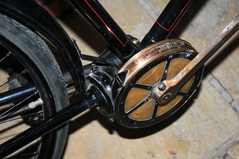 Велосипед с ременной передачей