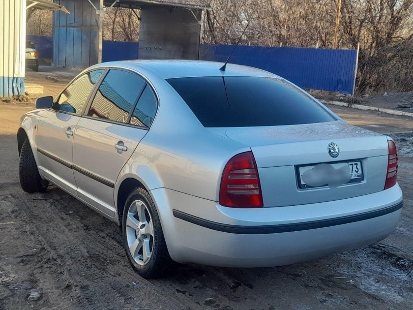 Skoda Superb 2004