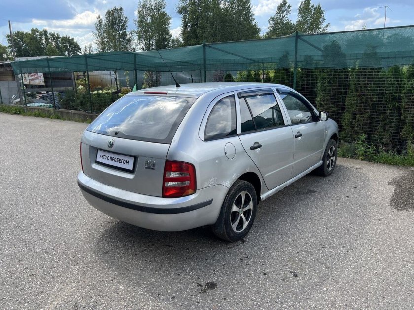 Skoda fabia 2006 1.2 универсал