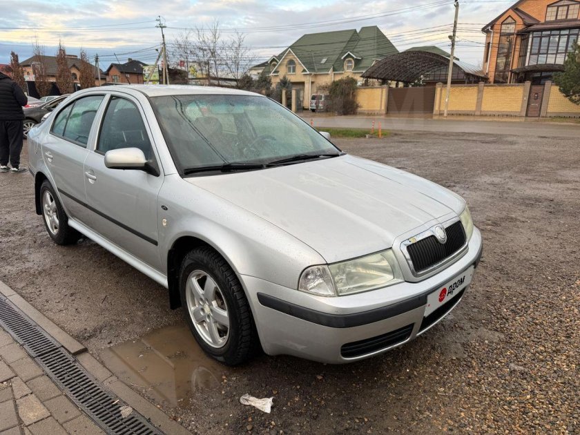 Шкода октавия 2004 года