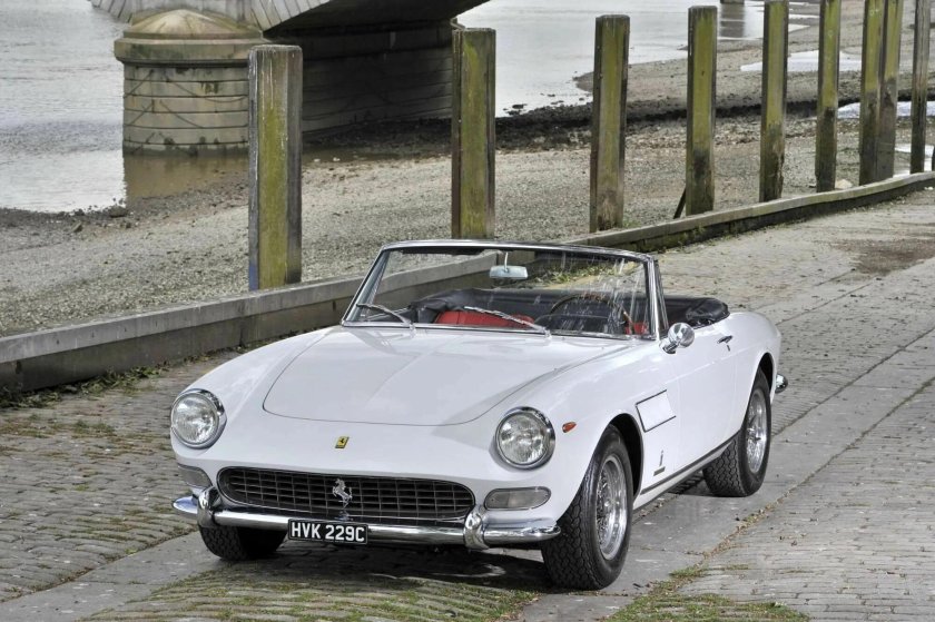 Ferrari 275 GTS