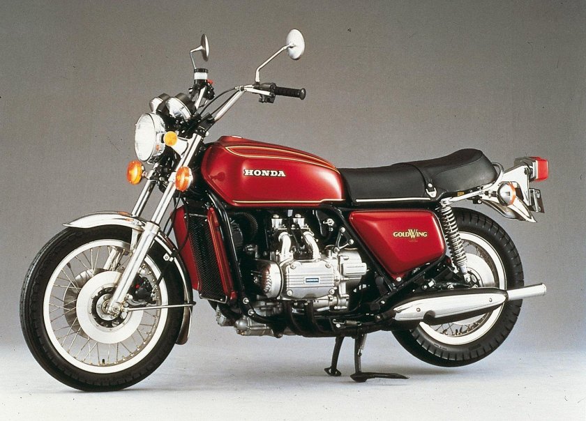 Honda gl1000 Gold Wing 1975