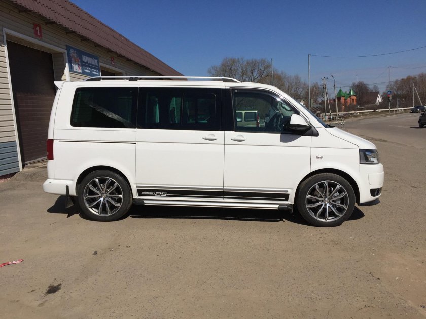 Volkswagen Caravelle т5 r19 колеса