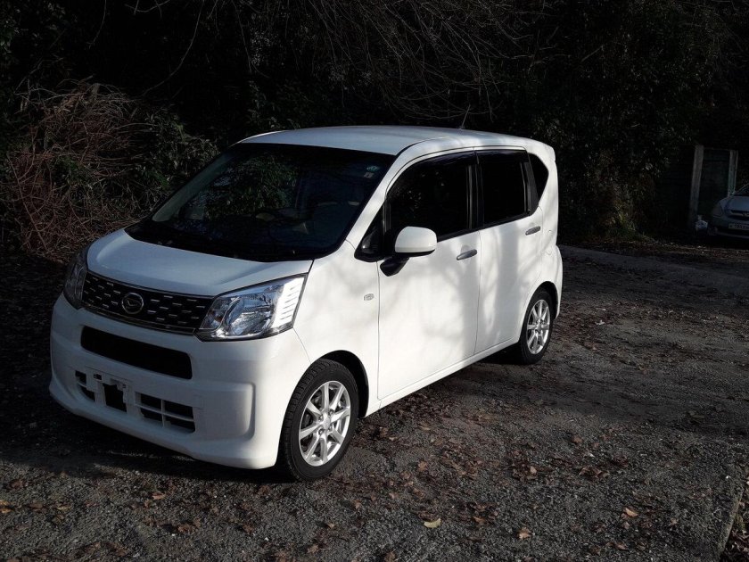 Daihatsu move 2016