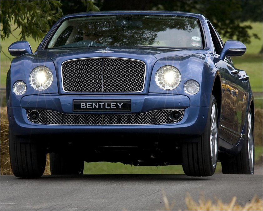 Bentley Bentayga автомобили Bentley