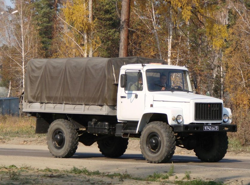 Грузовик ГАЗ 33081 Садко