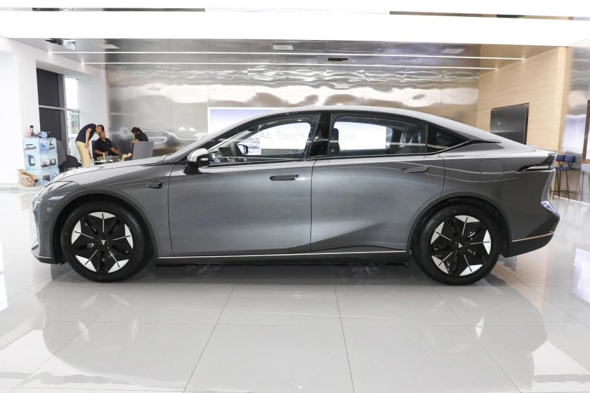 Changan deepal sl 03