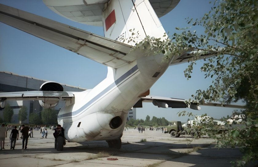 Самолет ДРЛО АН-71