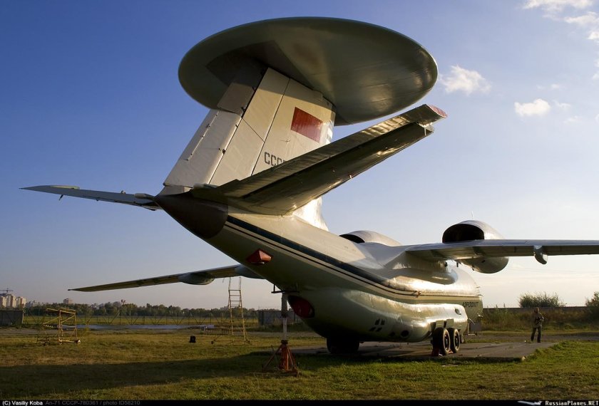 Самолет дрло