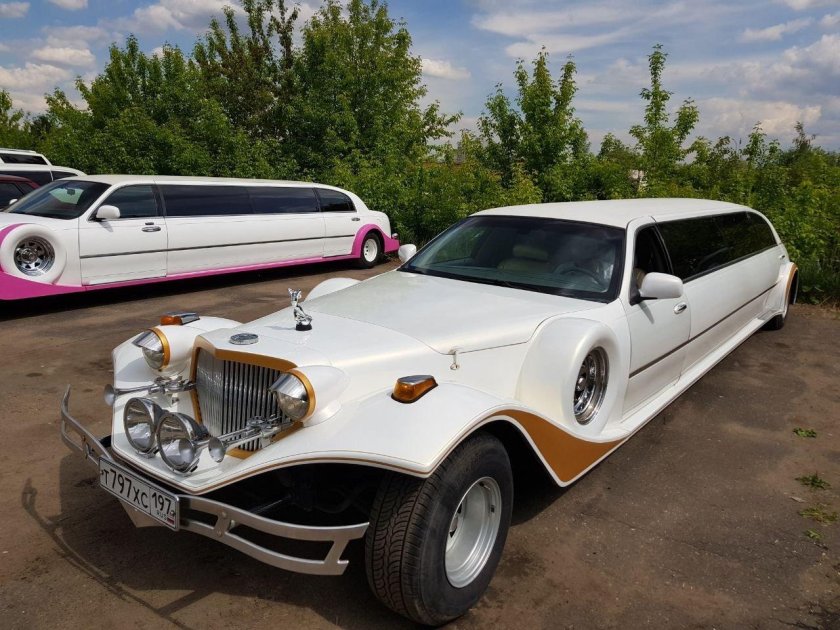 Лимузин Эскалибур Фантом