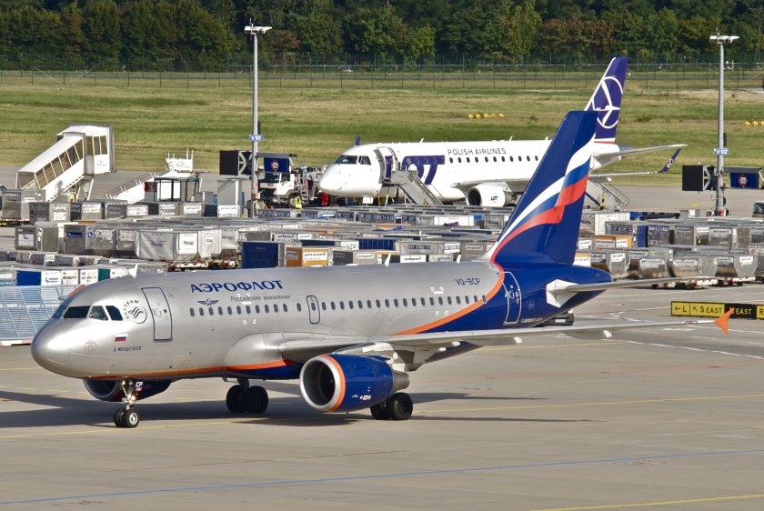 Aeroflot Boeing 737 2000s livery