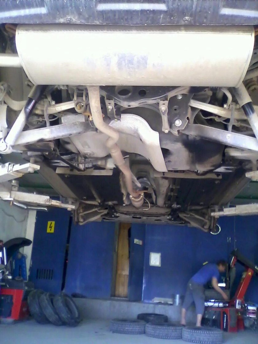 Днище автомобиля