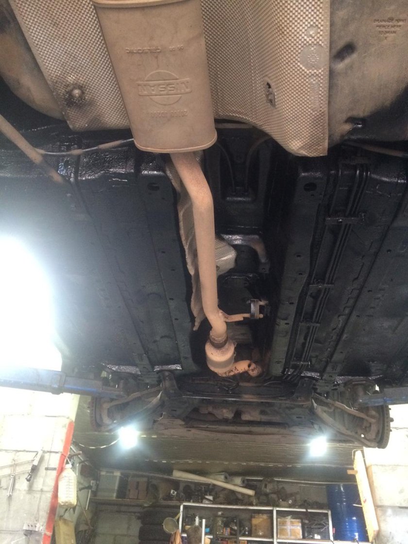 Обработка днища автомобиля