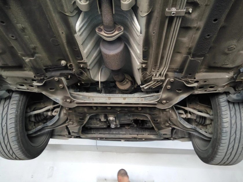 Qashqai j10 днище