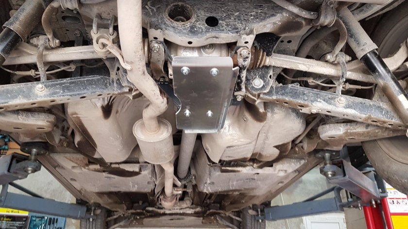 Вид снизу Ниссан Кашкай 2.0