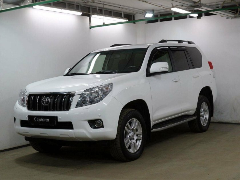 Toyota Land Cruiser Prado 2013