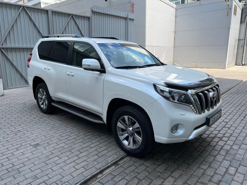 Toyota Land Cruiser Prado 2016
