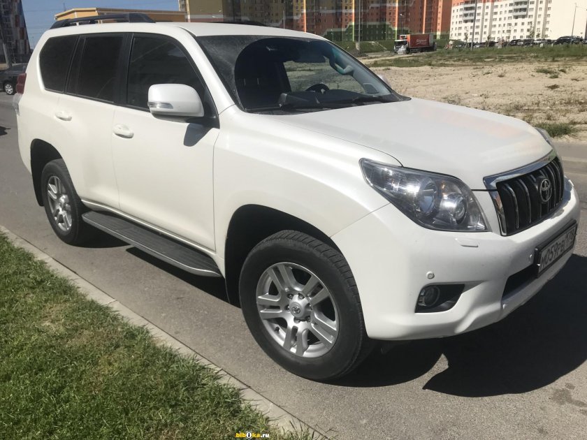 Toyota Land Cruiser Prado 2012
