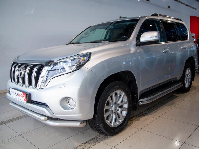 Toyota Land Cruiser 150 2017