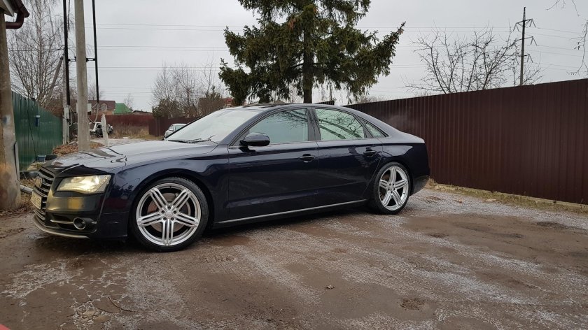 Audi a8 r20