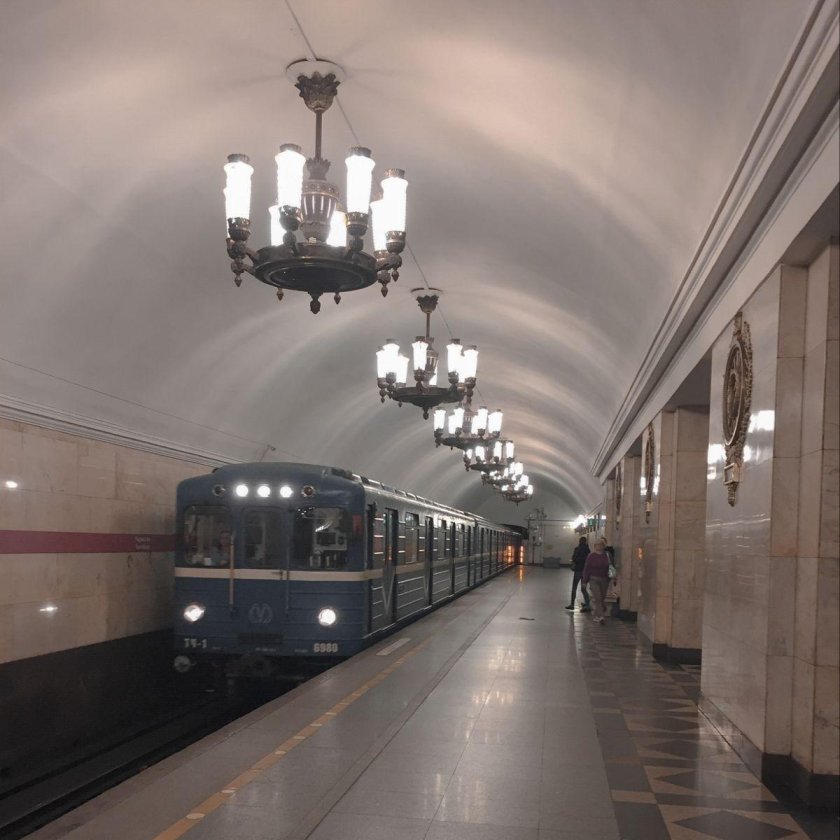 Эстетика метро Питер