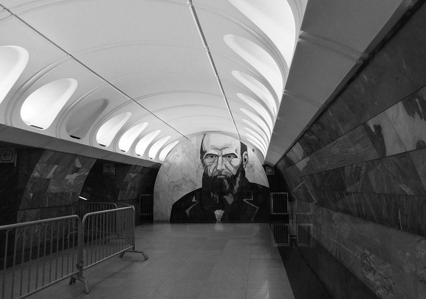 Станция метро Достоевская