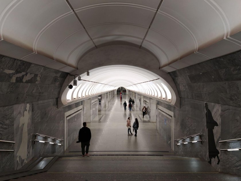 Достоевская станция метро