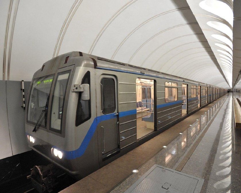 Москва вагон метро