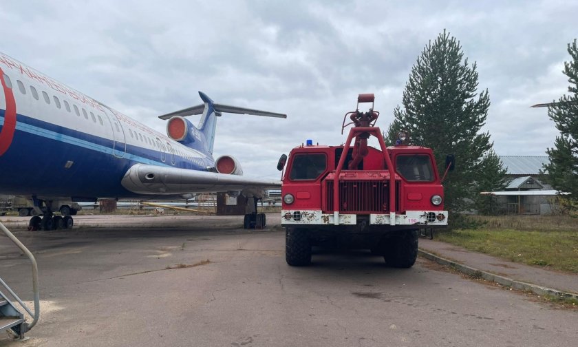 Аэродромный пожарный автомобиль Внуково