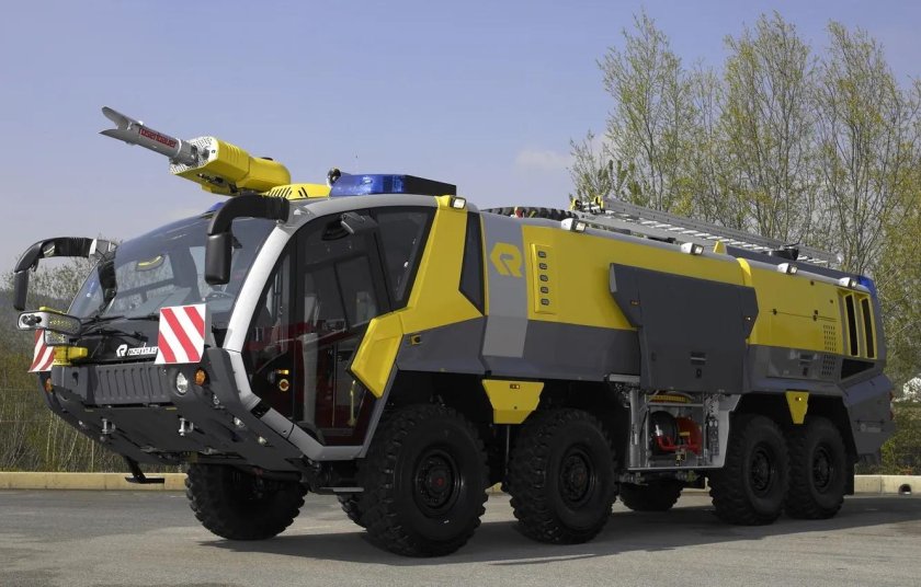 Пожарная машина Rosenbauer Panther 8x8