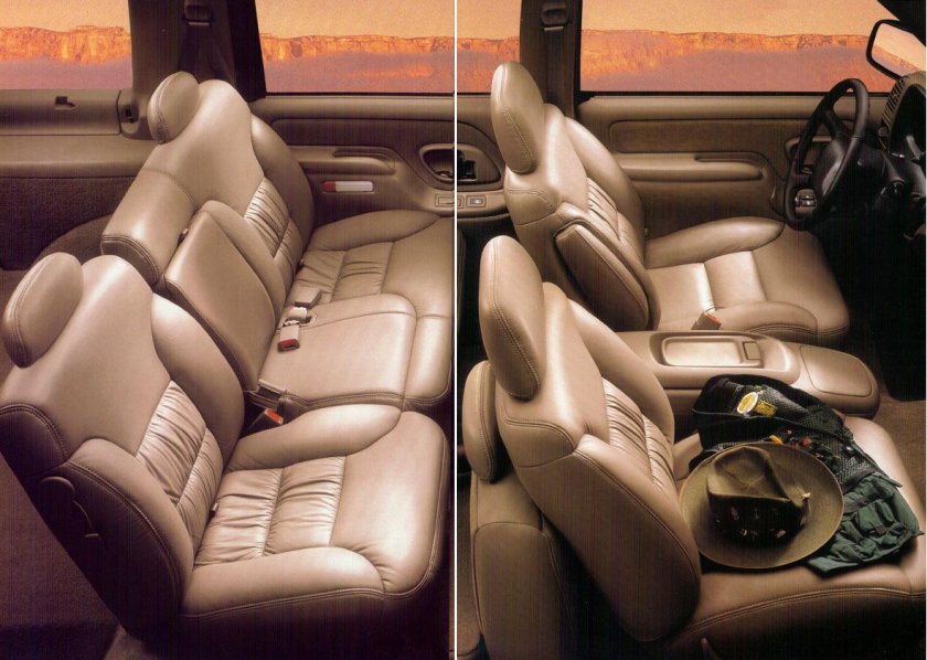 Chevrolet Suburban 1997 салон