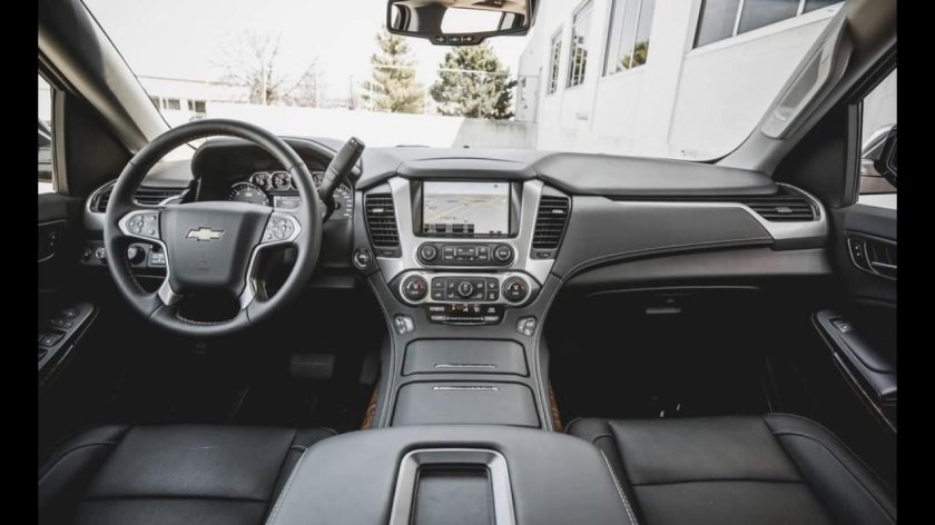 Chevrolet Suburban 2016 салон