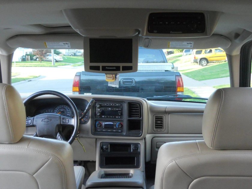 Chevrolet Suburban 2005