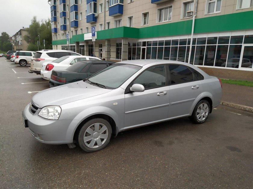 Chevrolet Lacetti 2009 седан