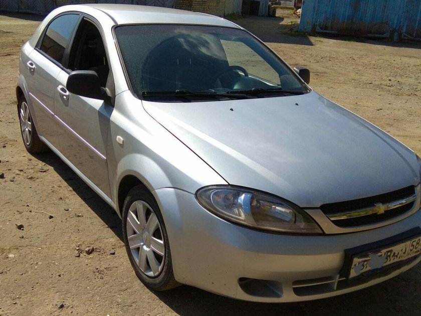 Лачетти хэтчбек серебристый