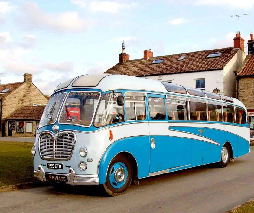 Икарус Бедфорд