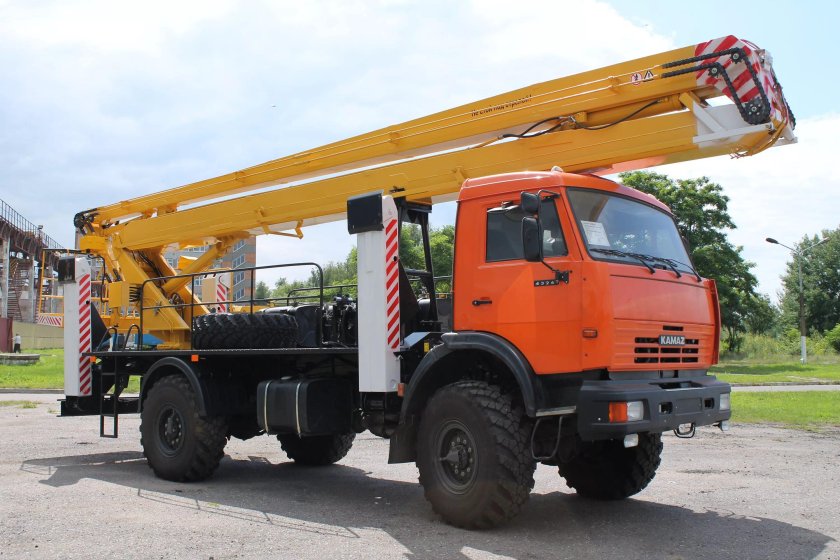 Автогидроподъемник КАМАЗ 43253
