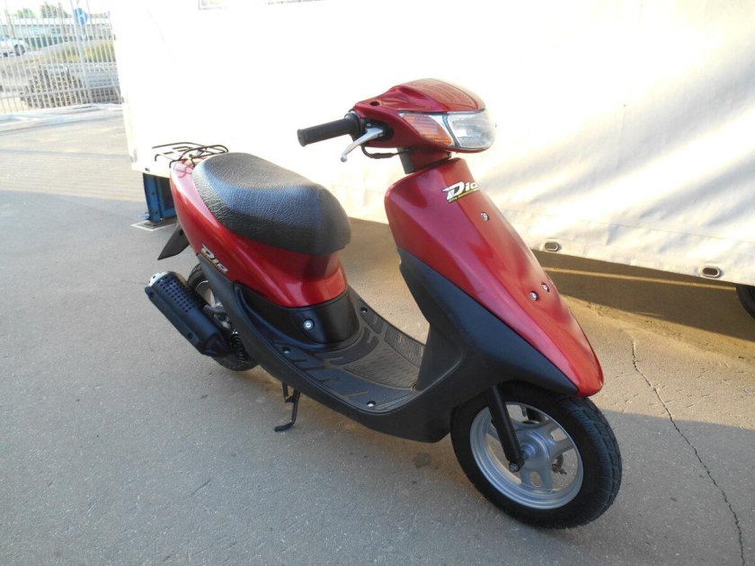 Honda Dio 34 красный