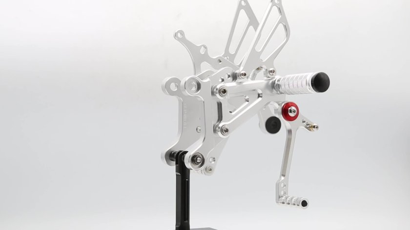 Подножка регулируемая