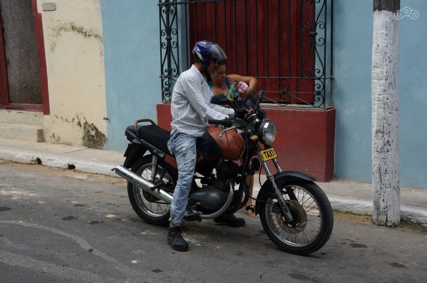 Cuba мотоцикл