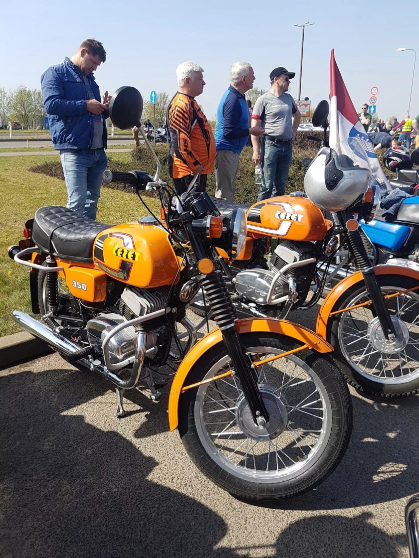 Мотоцикл Чезет 350 472 3