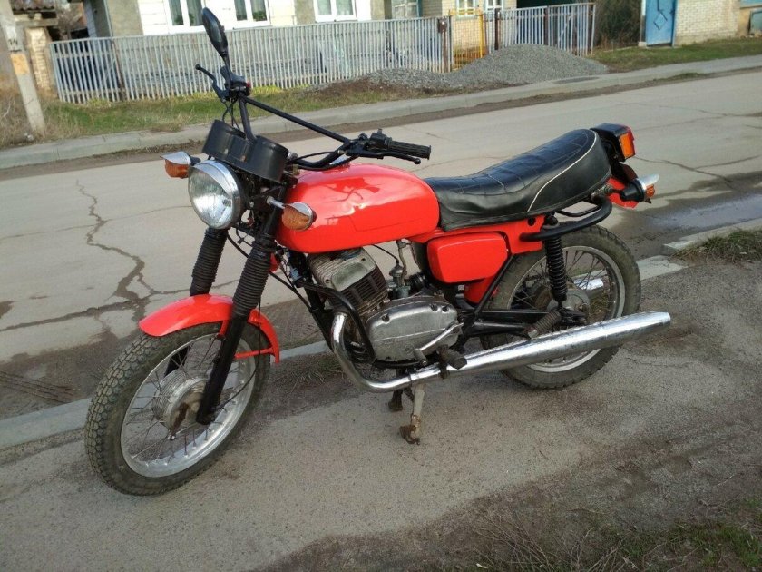 Мотоцикл Ява Чезет 350