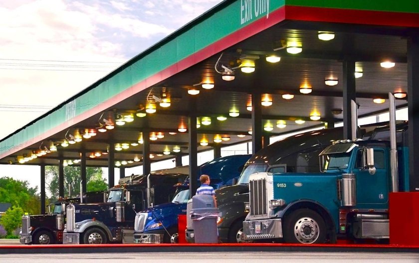 Трак стопы в США