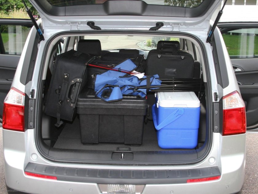 Шевроле Орландо 2012 багажник