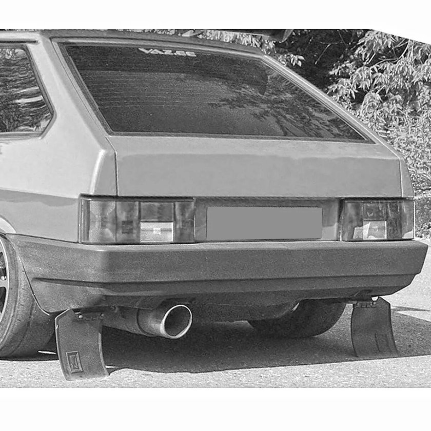 Задний бампер от ВАЗ 2108