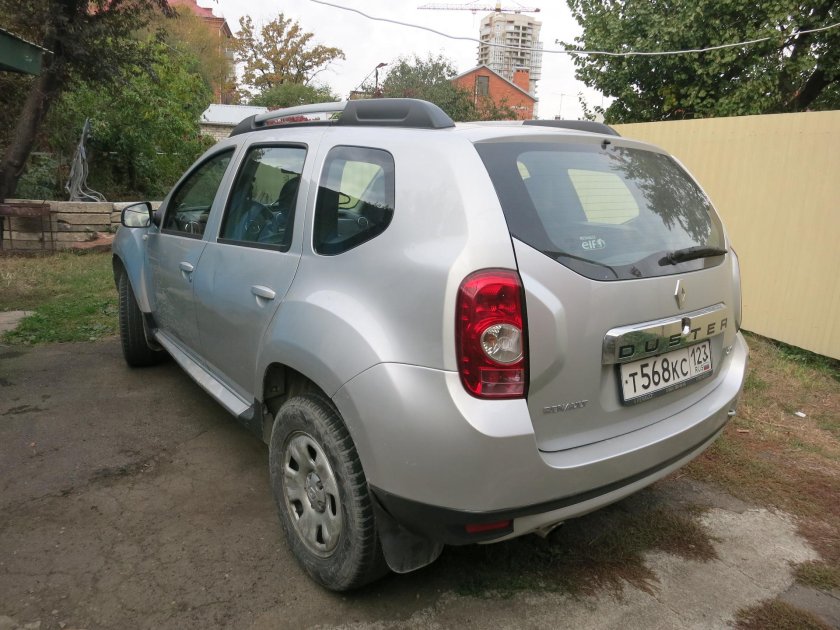 Renault Duster серый 2012