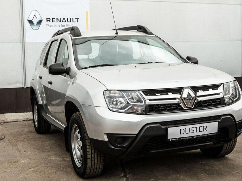 Рено Дастер комплектация лайф