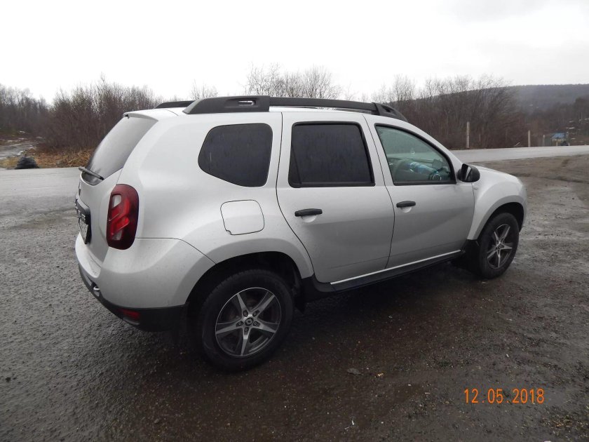 Renault Duster серый 2012
