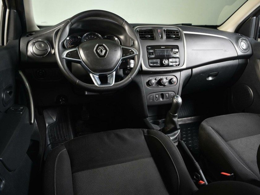 Рено логан степвей 2022 салон